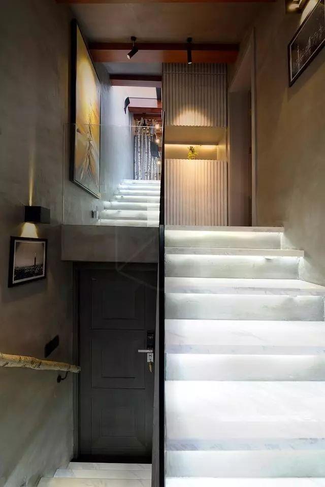 买了上海40㎡的老洋房，翻新成复式房后，连原主人看了都后悔卖了