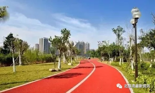 防城港有一条国内唯一全海景跑道