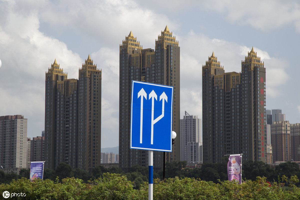 房价回暖背后6大原因，顶层双剑出鞘，楼市小阳春或难持续