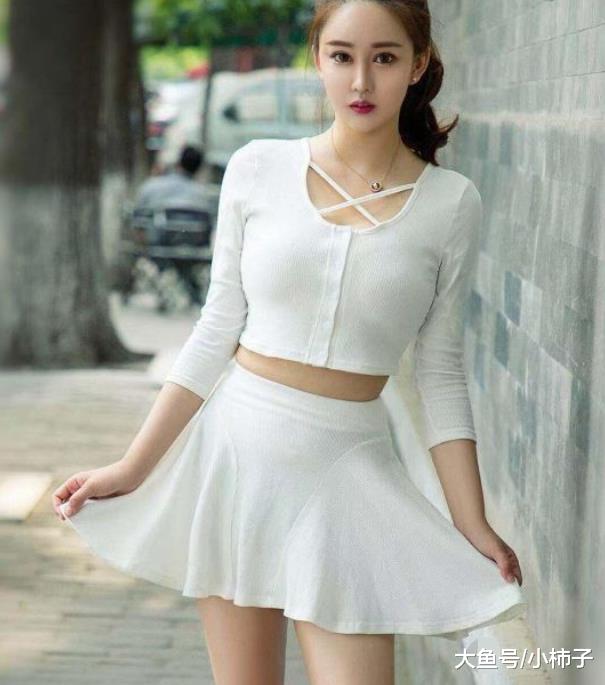 小姐姐可以美，但美成这样确实有点过分了吧？