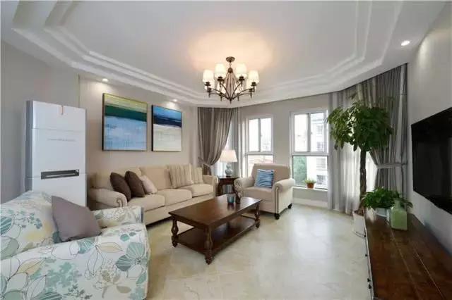 带阁楼的大户型装修案例图，装修设计超大气，又不失温馨实用