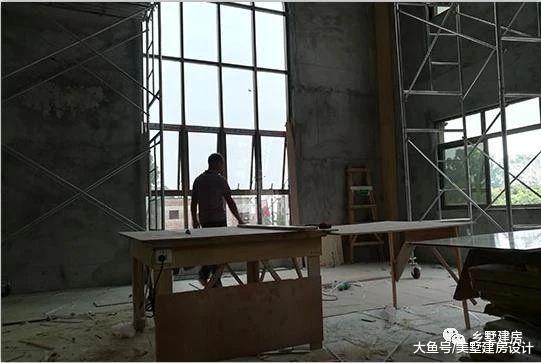 深圳土豪花350万回农村建400平米大别墅，羡慕妒忌啊 ！