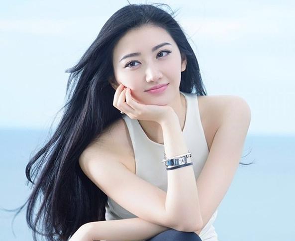 参观景甜现实的家，在家都是素面朝天，生活中很随意