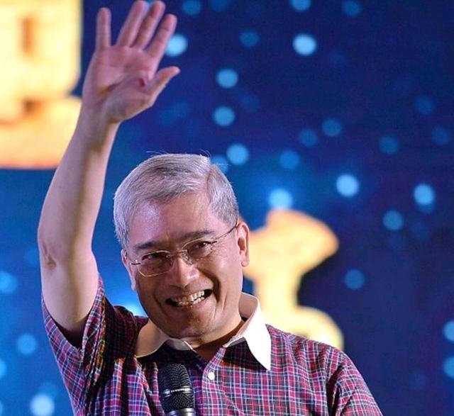 如果现在高负债买房，三年后会变得一贫如洗吗？