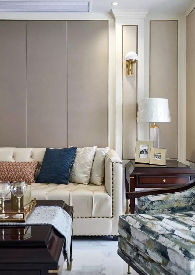 15万装好120㎡现代美式，主卧的飘窗美观实用，这样装修真的值