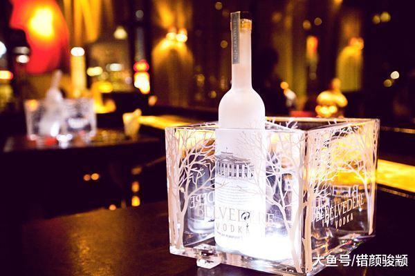 白酒和伏特加同樣是烈酒，為什么一個風靡世界，一個只能國內飄香