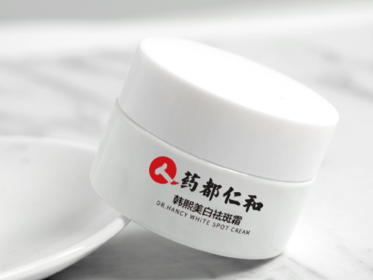 护肤品 因包装丑被“打入冷宫”的护肤品,在日本卖出“天价”,资生堂地位不保