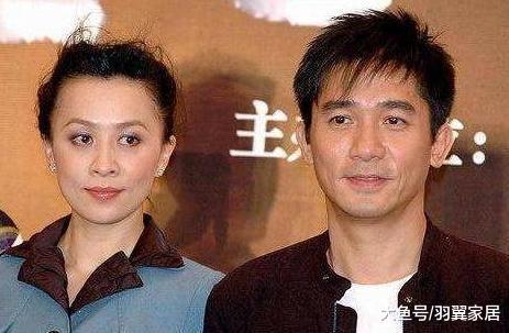 帶你參觀劉嘉玲住的豪宅，裝修得就像一座城堡，墻上的掛畫很搶眼