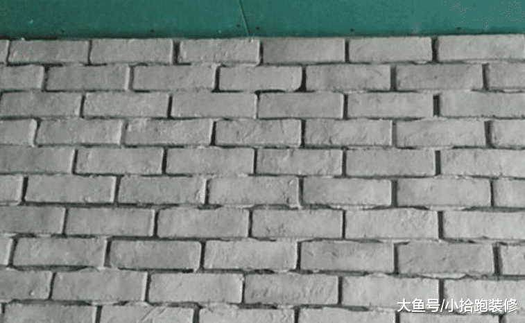 现场还有材料，师傅却还说不够，了解后，业主直接让其走人