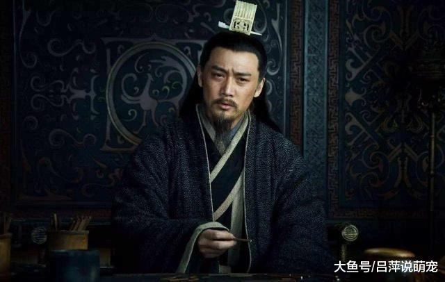 杀猪卖肉的张飞、贩枣的关羽、织席贩履的刘备，他们武功都哪来的