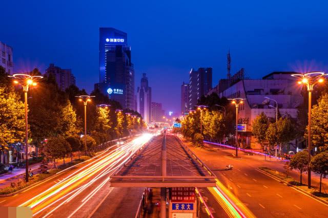 专家预测霸都合肥, 房价在三年之内回到2016年!