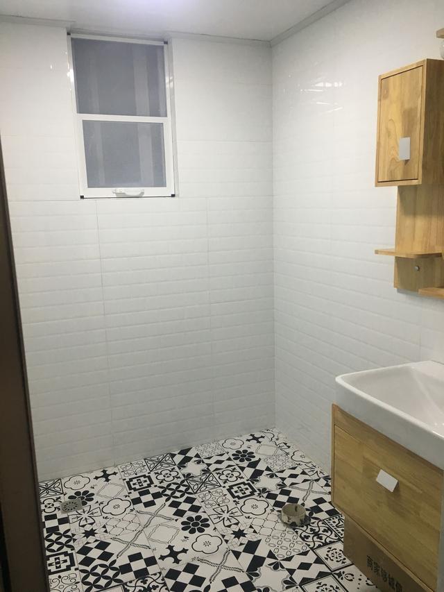 朋友装修用“三根小树枝”做玄关隔断, 开门见枯木, 好吗?