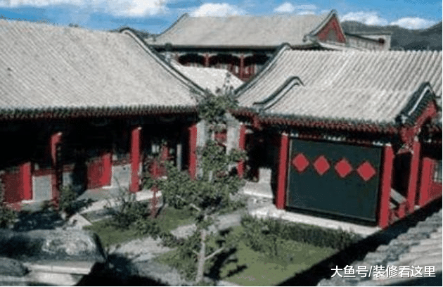 周迅现实的豪宅，房子很像古代的房子，住在里面仿佛穿越了一样