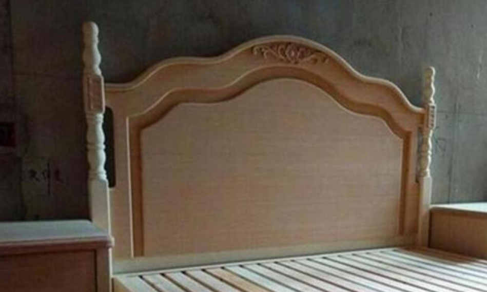 花费2000块请木工打床，朋友们都说不划算，最后感觉值了