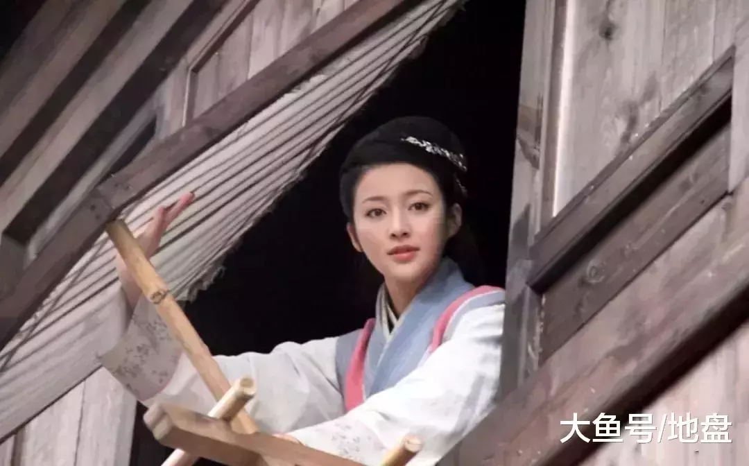 将军白发征夫泪, 股人征战几人回?