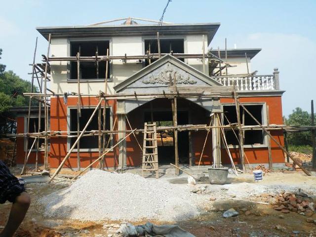 今年起，要严惩建房了，有这些行为的，均属违规，一旦发现，面临罚款或拆除的下场