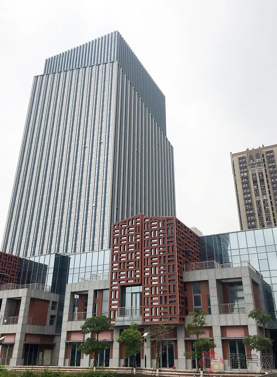 湾区新地标崛起！总建116万㎡企业中心！6万㎡商业体！落地