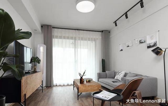 客厅地方小，教你4种电视墙设计方案，提高收纳彰显大气