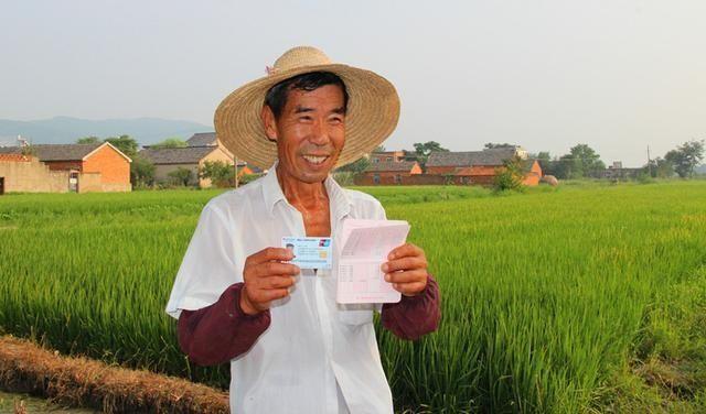 土地改革会让农民最终失去土地吗？“两个始终坚持”表明底线