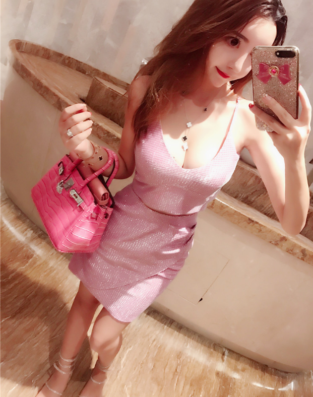 如果没有遇见你，我至少可以快乐的微笑，如果没有爱上你，我不会满身伤痕要逃离