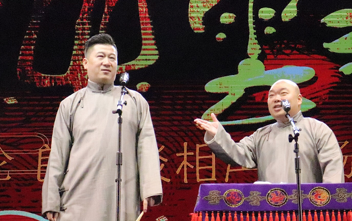 各路人点评张云雷，关于艺人道德问题，莫要被赖以成名的舞台所抛弃