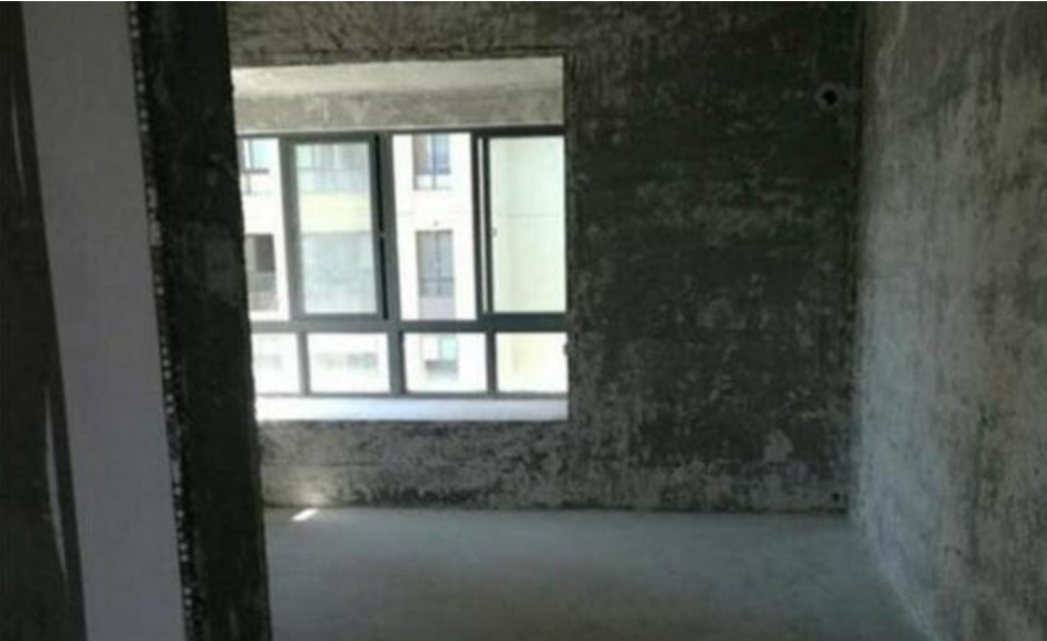 都喜欢给新房换窗户，其实这样处理才最好，永远都不会渗水