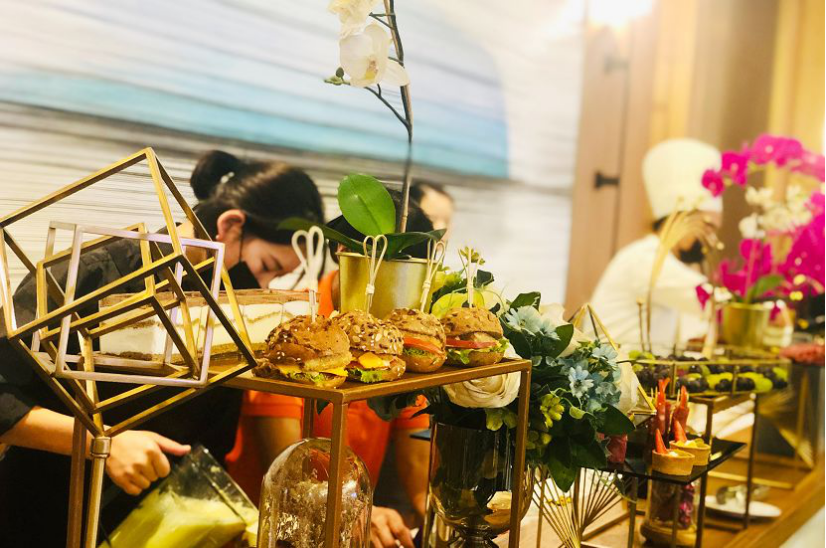 融城·昆明湖|湖珀样板园区盛大揭幕，山水大平层宾客艳羡