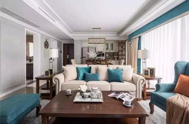 高雅纯净的美式风三居室，湖蓝色的软装清爽又时尚