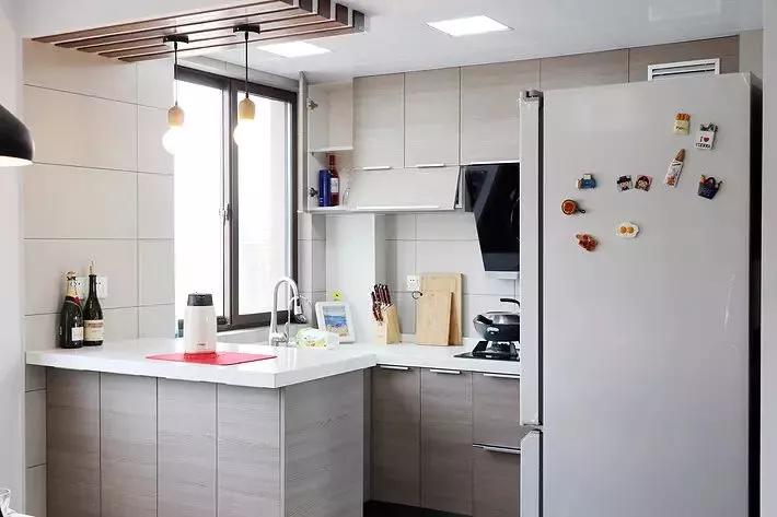 还在为新家冰箱位置头疼？来，给你20款设计参考！