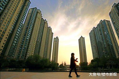 180个城市人口呈现负增长，三四线城市如何支持高房价？