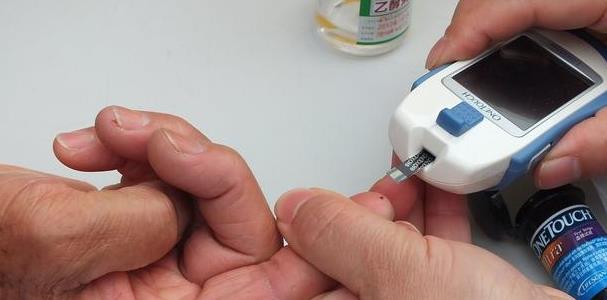 糖尿病？别慌？多吃3种“零食” 血糖不再“兴风作浪”