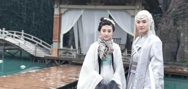 上线2天播放量破2亿, 最精彩网剧, 碾压《芸汐传》、《镇魂》