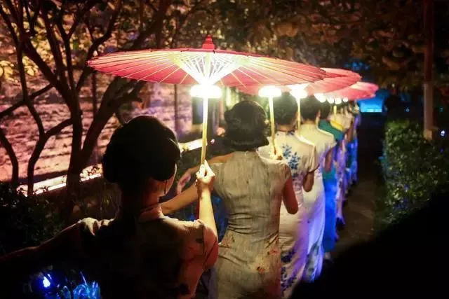 如何打造“旅游+演艺”的全新模式，成功为景区经济增值?