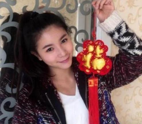 ?参观何姿现实的豪宅，如今退役在家吃喝玩乐，生活也太好了