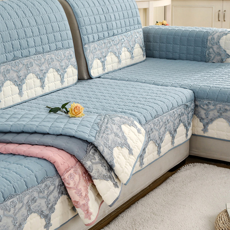 九成人客厅不铺沙发套了，如今都改用这样式，防尘防水显高档