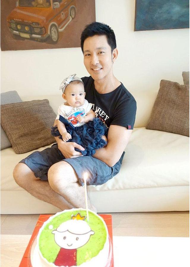 ?晒晒立威廉住的豪宅，如今变身＂女儿奴＂，在照顾上百般呵护