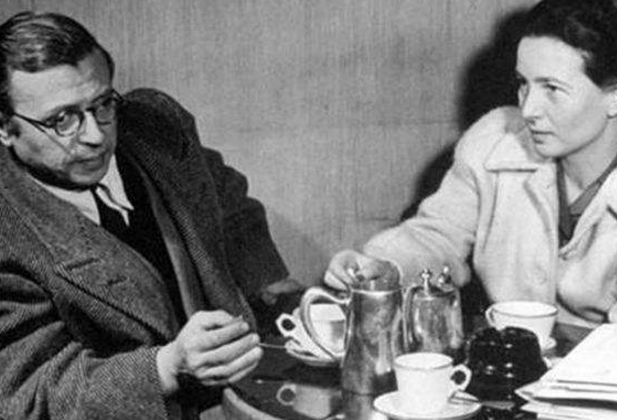 妇女在战争: 西蒙娜?德?波伏娃。