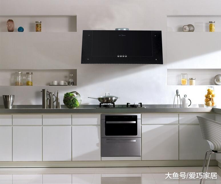家里万万不要买这种抽油烟机，听老师傅分析，后悔知道晚了