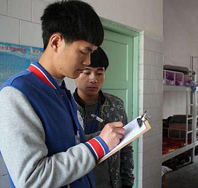 高中在校期间，这3种人最好不要“得罪”，不然吃大亏