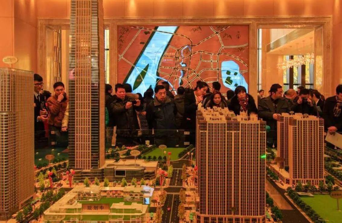 为什么很多人喜欢在金九银十买房？来听听开发商怎么说的