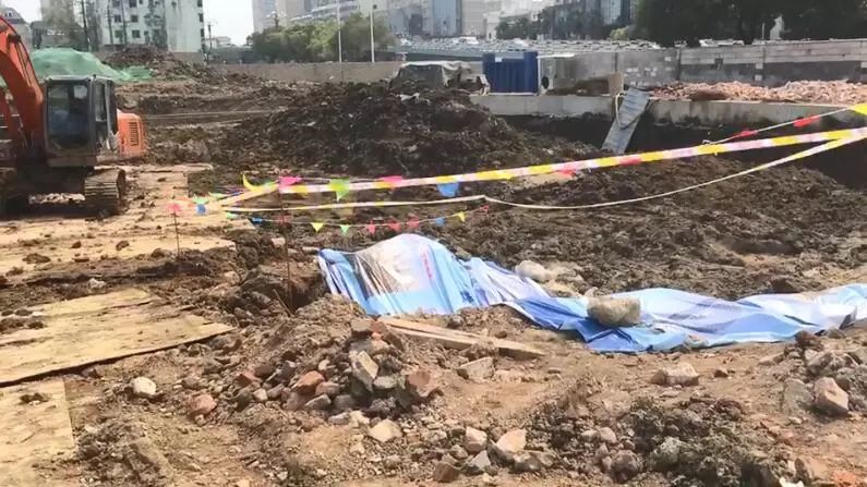 华东交大理工学院老校区门口挖出疑似汉代古墓