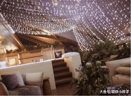 盐系少女唐艺昕的住宅, 房子所在的小区像欧洲, 内部装修金碧辉煌