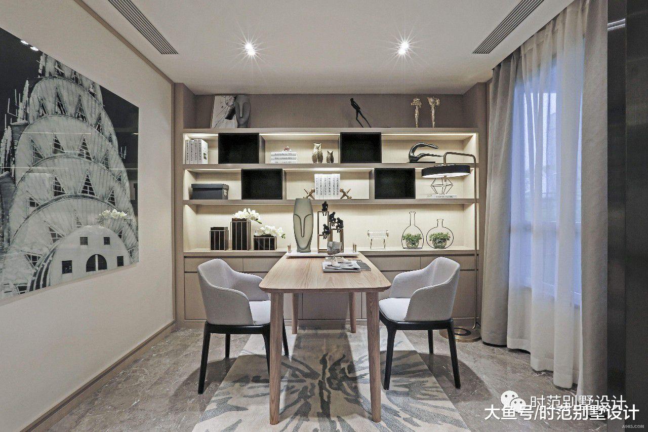 带影视厅，书房，电梯的三层复式别墅，9室3厅适合农村自建