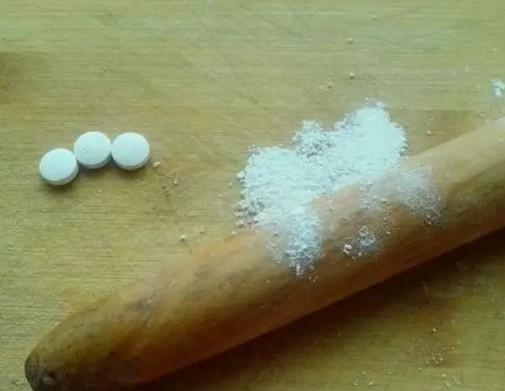 开塞露加它敷脸？一周去除皱纹淡化色斑？还你白暂肌肤！