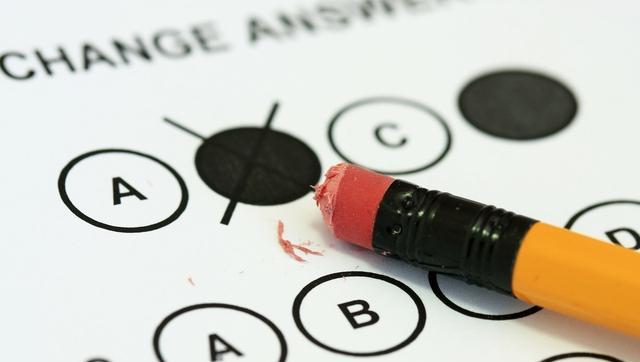 “留钱”还是“留房”？内行人告诉你5年后哪个收益大