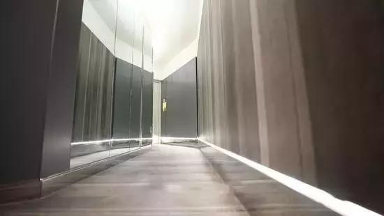 买了北京最便宜的房子，母女入住后悔不已，被他一改升值200万