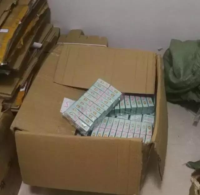 发霉变质！销往全国！大批假冒名牌化妆品被查获