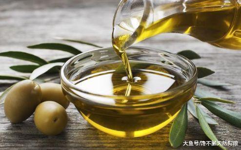 比熊犬常吃这6种食物, 不仅健康, 而且毛发靓丽无泪痕!