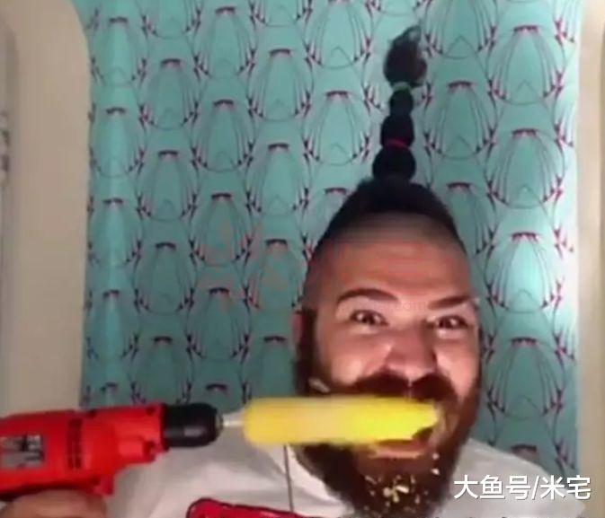 7岁小男孩靠玩玩具年入2000万美元！带你了解美国网红