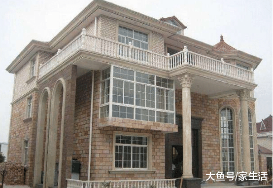 农村自建房要小心别这样盖，有钱人都知道原因，入住才会富裕